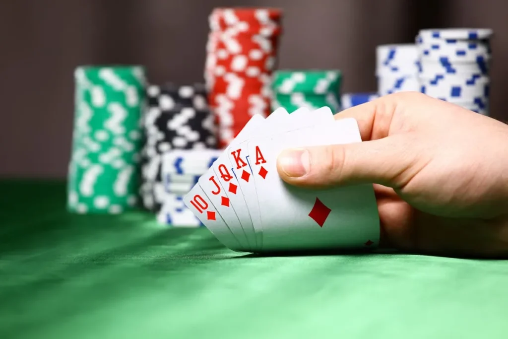 Thùng phá sảnh - Khám Phá Chiến Thuật Đỉnh Cao Trong Poker 2 thùng phá sảnh 1